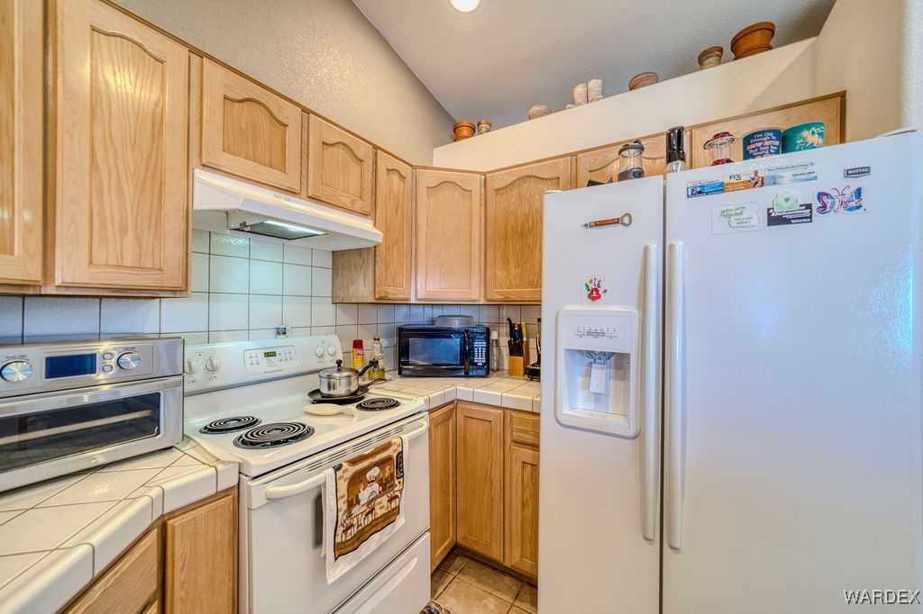 789 Pegasus Ranch Road Bullhead City, AZ 86429 - Photo 14 of 67 Kitchen