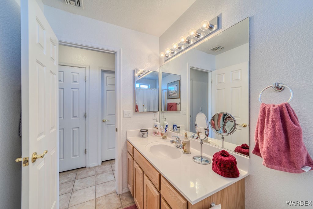789 Pegasus Ranch Road Bullhead City, AZ 86429 - Photo 30 of 67 Bathroom