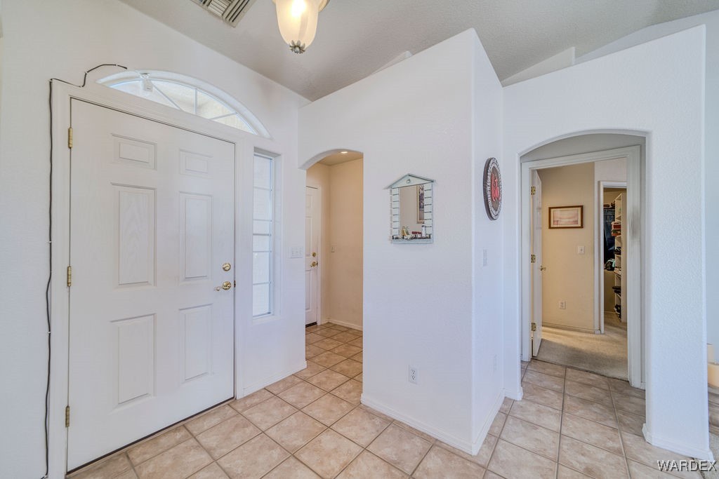 789 Pegasus Ranch Road Bullhead City, AZ 86429 - Photo 3 of 67 Entry