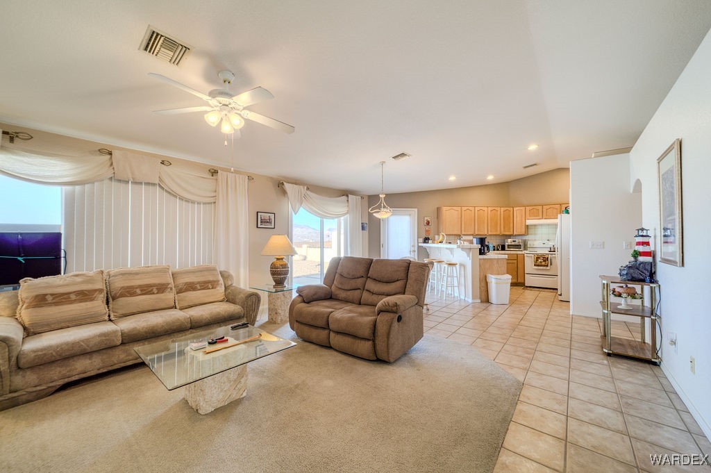 789 Pegasus Ranch Road Bullhead City, AZ 86429 - Photo 6 of 67 Living Room