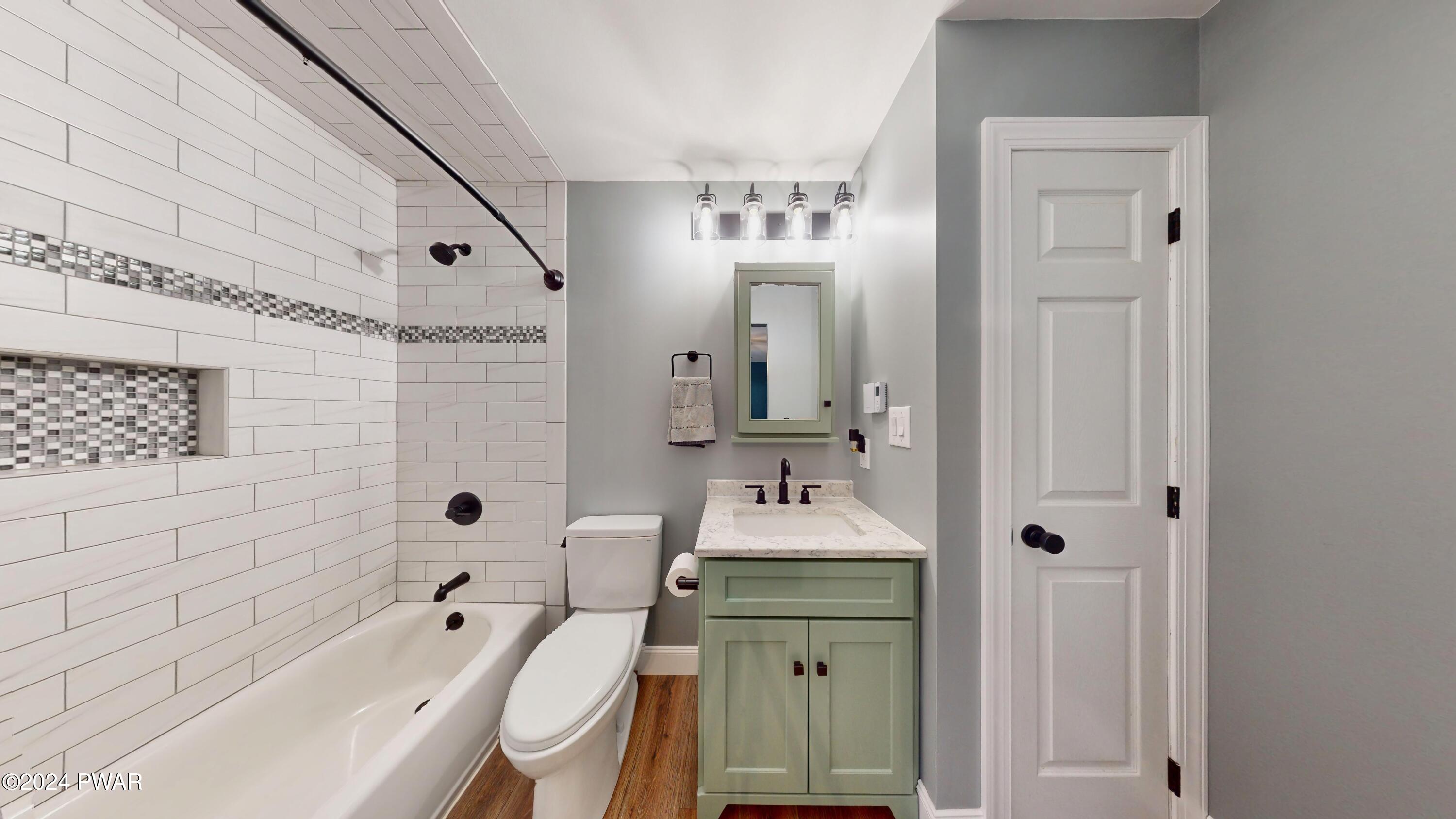 102 Mink Road Dingmans Ferry, PA 18328 - Photo 17 of 33 Bathroom