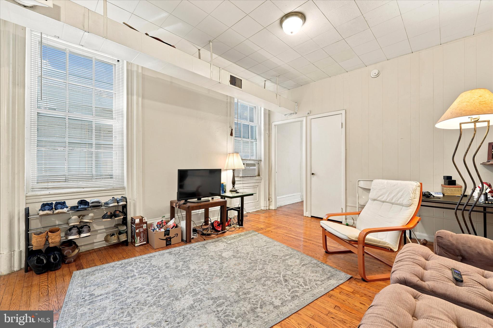 1807 Spruce Street, Unit 2R Philadelphia, PA 19103 - Photo 6 of 15