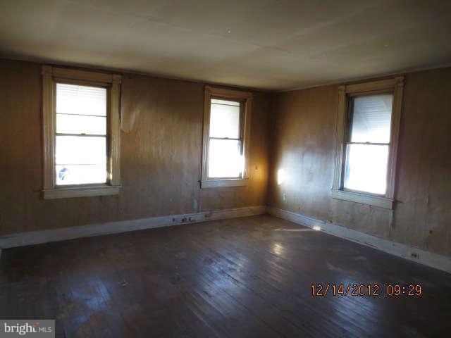 405 Old North Point Road Baltimore, MD 21224 - Photo 7 of 9 Bedroom
