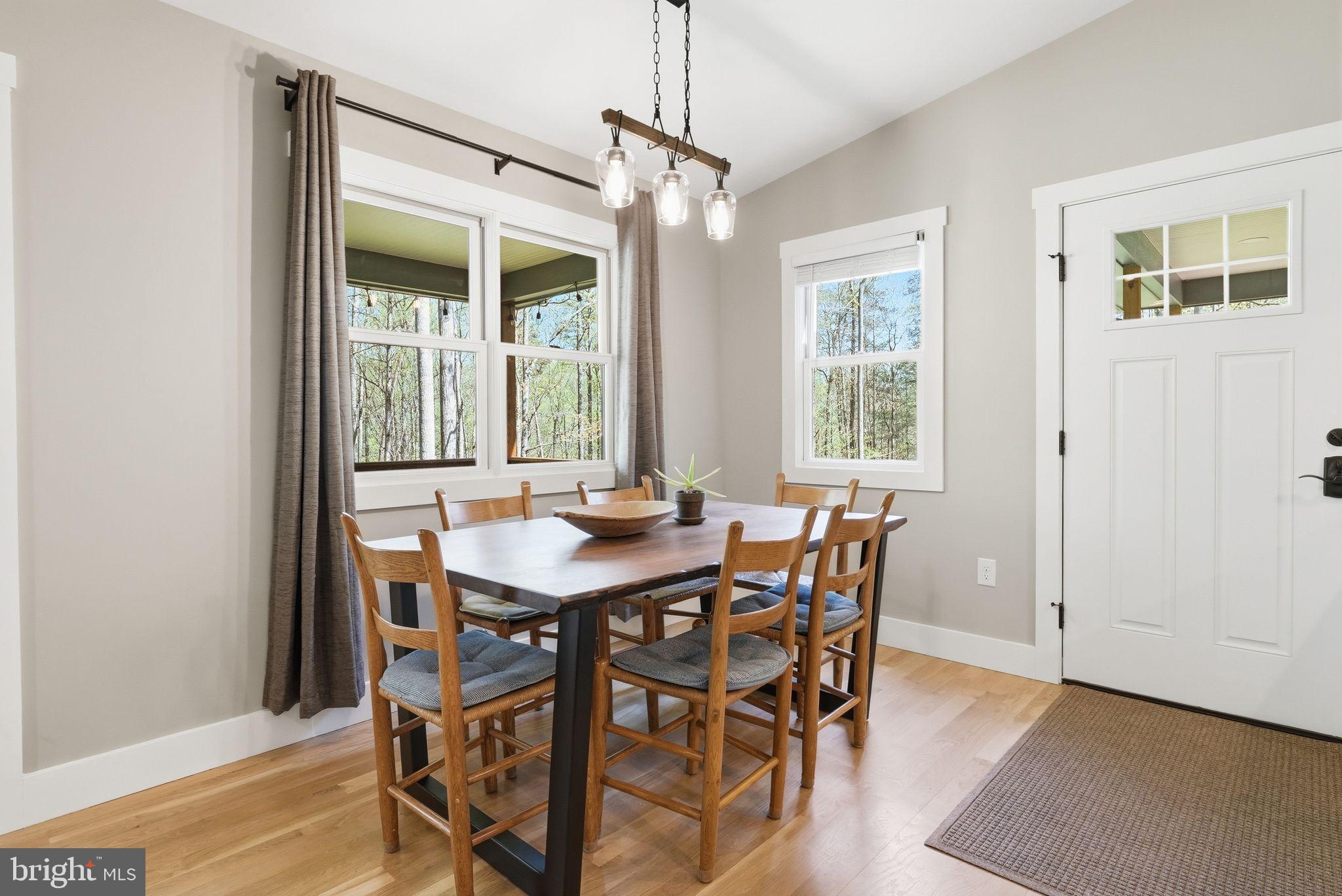 677 Weaver Hollow Road Banco, VA 22711 - Photo 14 of 34 Dining area