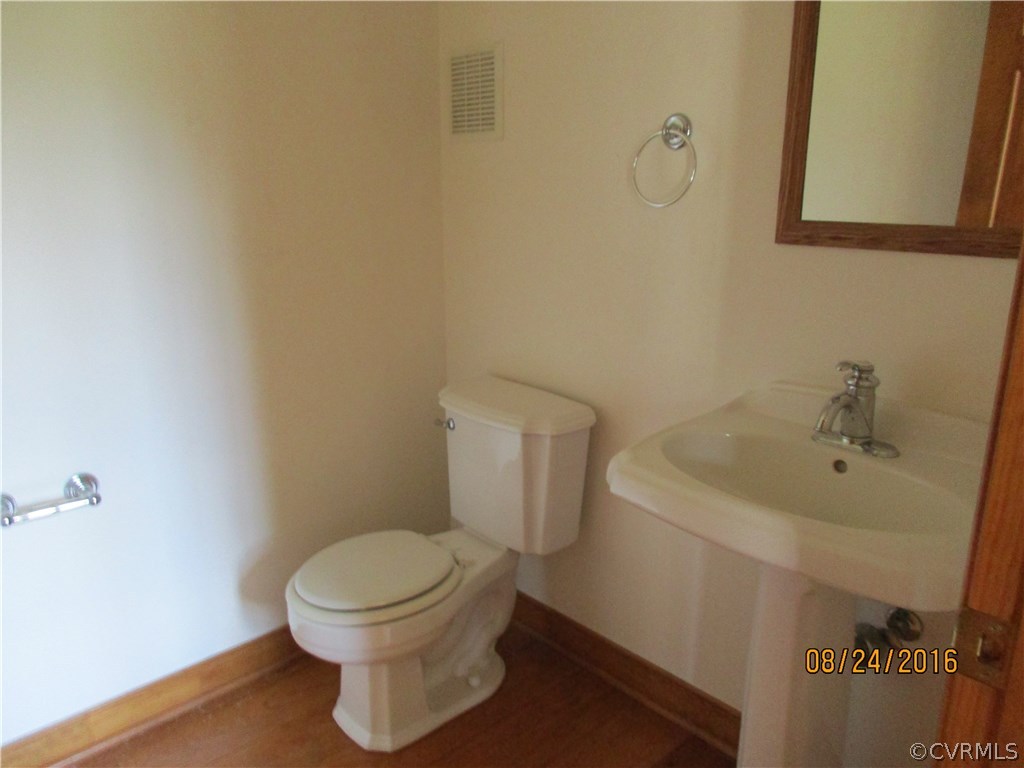14392 Concord Road Ruther Glen, VA 22546 - Photo 15 of 32 Gallery Image 15