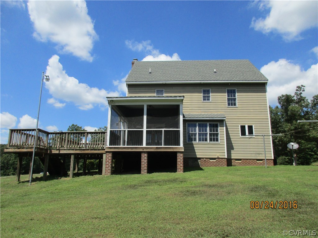14392 Concord Road Ruther Glen, VA 22546 - Photo 4 of 32 Gallery Image 4