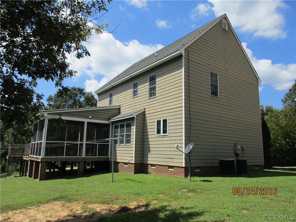 14392 Concord Road Ruther Glen, VA 22546 - Photo 5 of 32 Gallery Image 5
