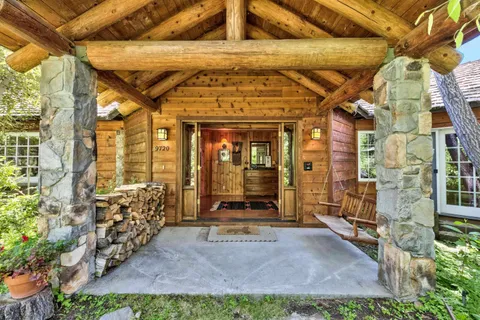 a view of outdoor space