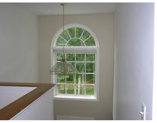 495 West Sturbridge Road East Brookfield, MA 01515 - Photo 9 of 13 a view of an entryway