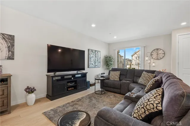 $725,000 | 27632 Ensemble Place, Valencia, CA 91381