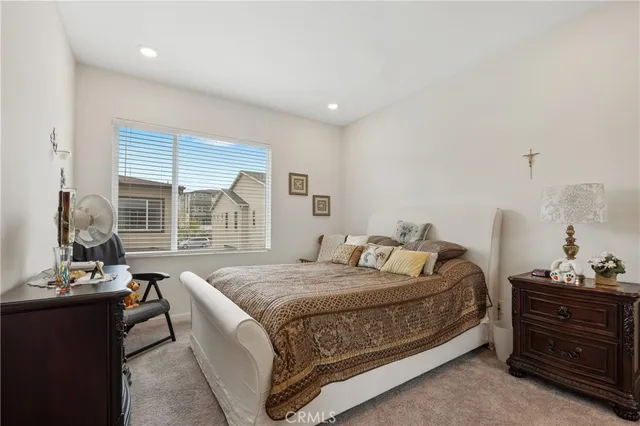 $725,000 | 27632 Ensemble Place, Valencia, CA 91381