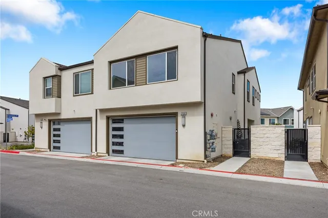 $725,000 | 27632 Ensemble Place, Valencia, CA 91381