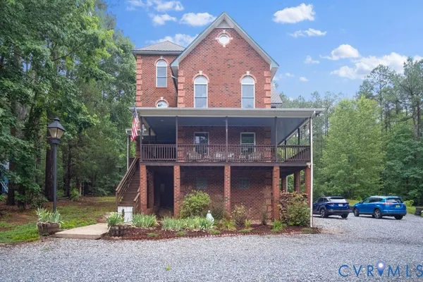 $600,000 | 15204 Cypress Creek Lane, Doswell, VA 23047