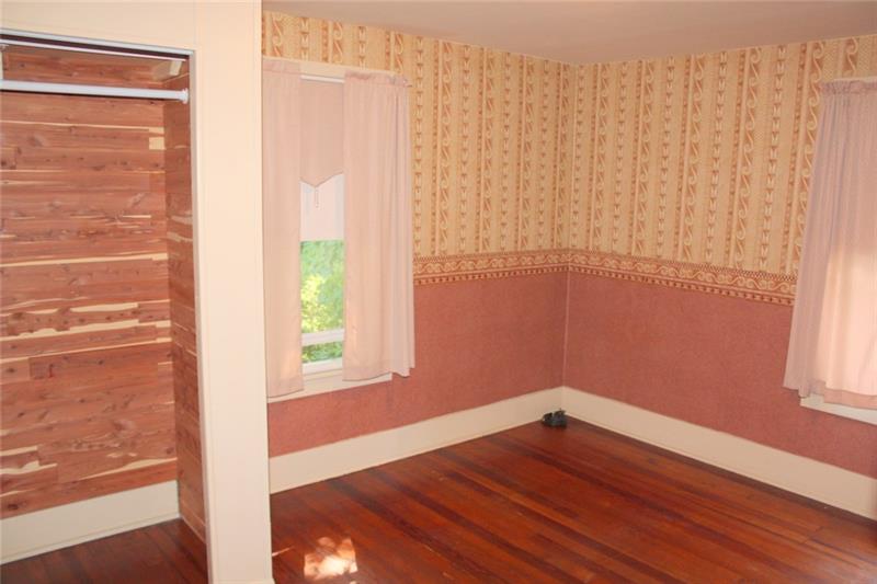 240 Oak Street Butler, PA 16001 - Photo 12 of 22 Gallery Image 12