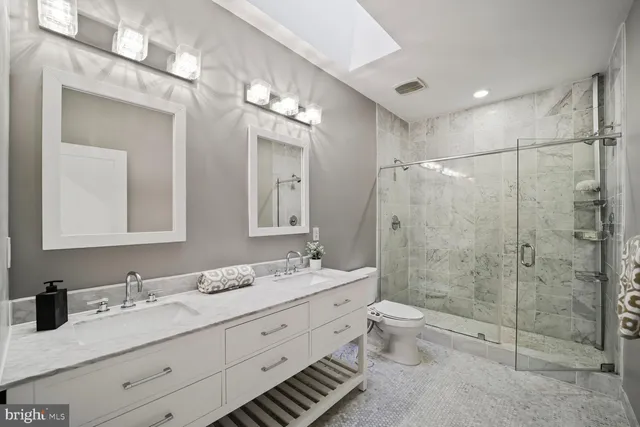 $845,000 | 215 Randolph Place Northeast, Unit 2, Washington, DC 20002