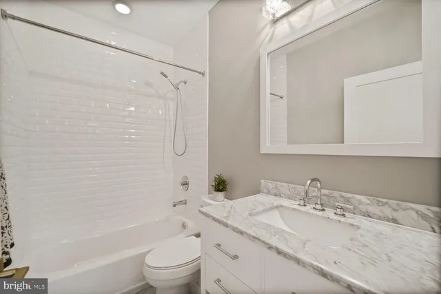 $845,000 | 215 Randolph Place Northeast, Unit 2, Washington, DC 20002