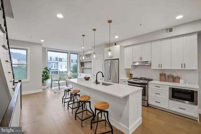 $845,000 | 215 Randolph Place Northeast, Unit 2, Washington, DC 20002