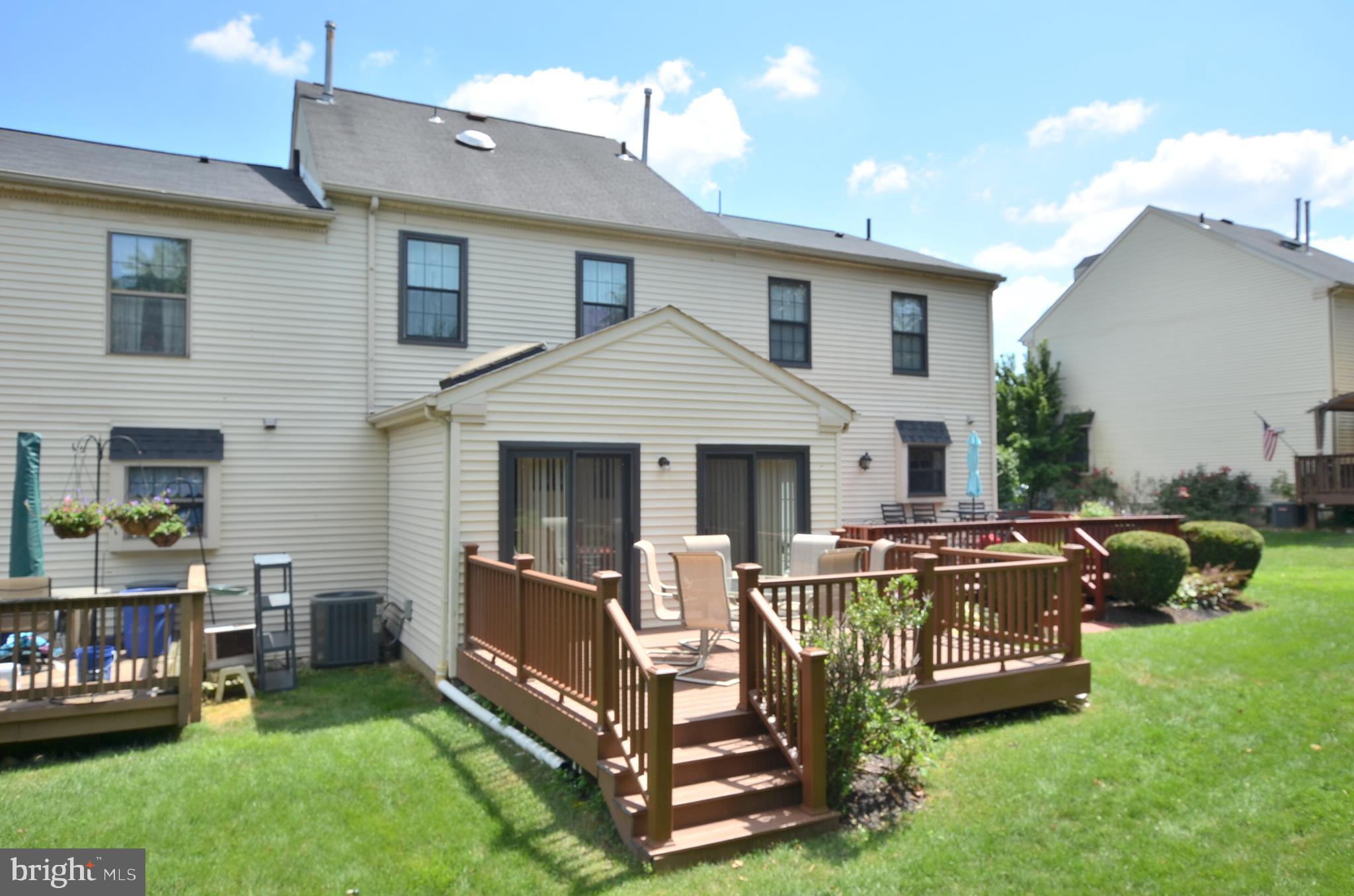 312 Scola Road Brookhaven, PA 19015 - Photo 4 of 27 Gallery Image 4