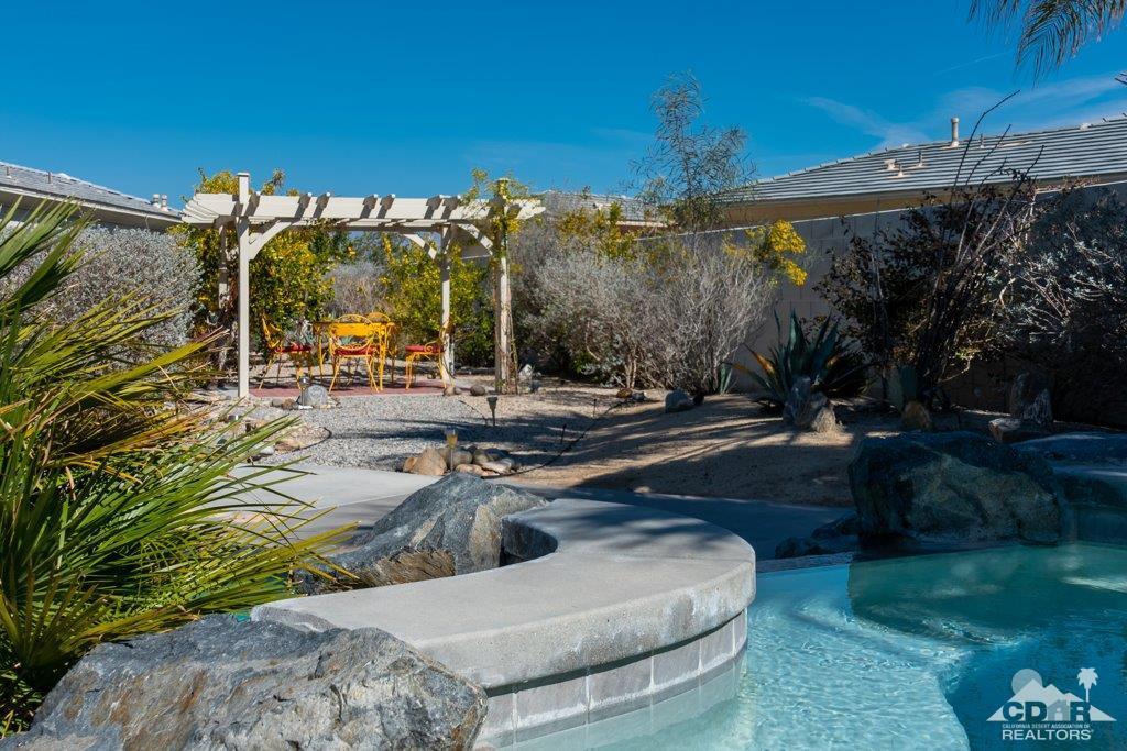 19 Napoleon Road Rancho Mirage, CA 92270 - Photo 22 of 41 a view of a patio