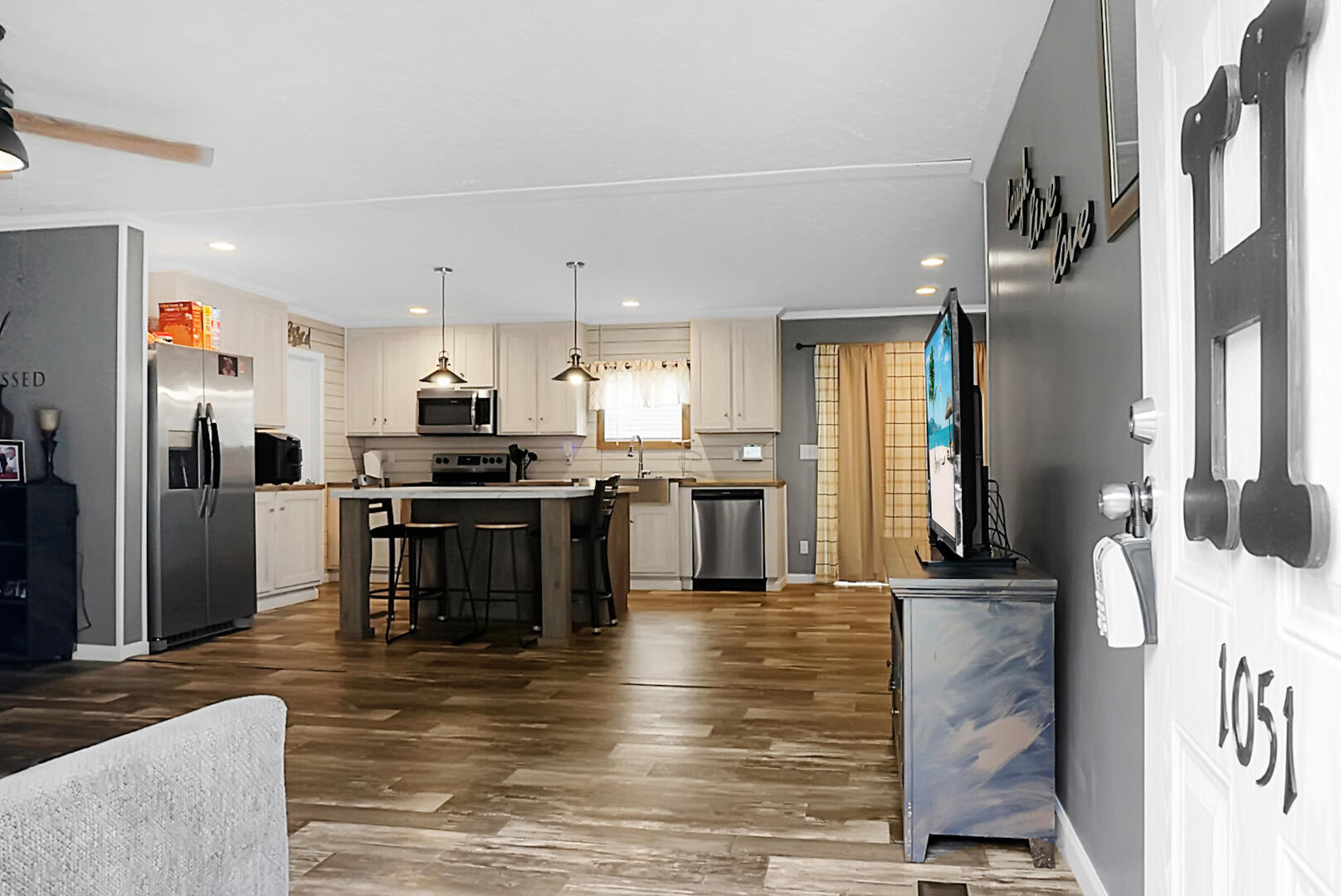 1051 Cooper Store Road Moncks Corner, SC 29461 - Photo 10 of 38 DSC07815