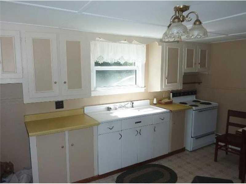 47 Siding Street Waterville, ME 04901 - Photo 3 of 20 Kitchen.