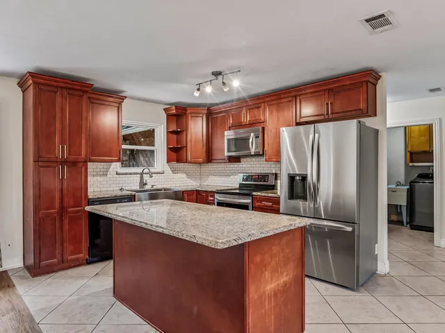 $445,900 | 1937 Sageway Drive, Tallahassee, FL 32303