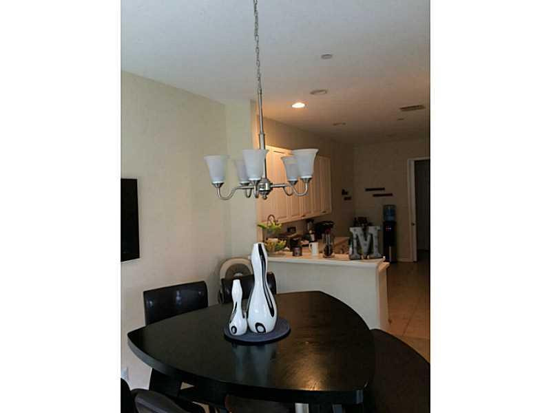 142 Lancaster Road, Unit 142 Boynton Beach, FL 33426 - Photo 6 of 11 Exterior Front
