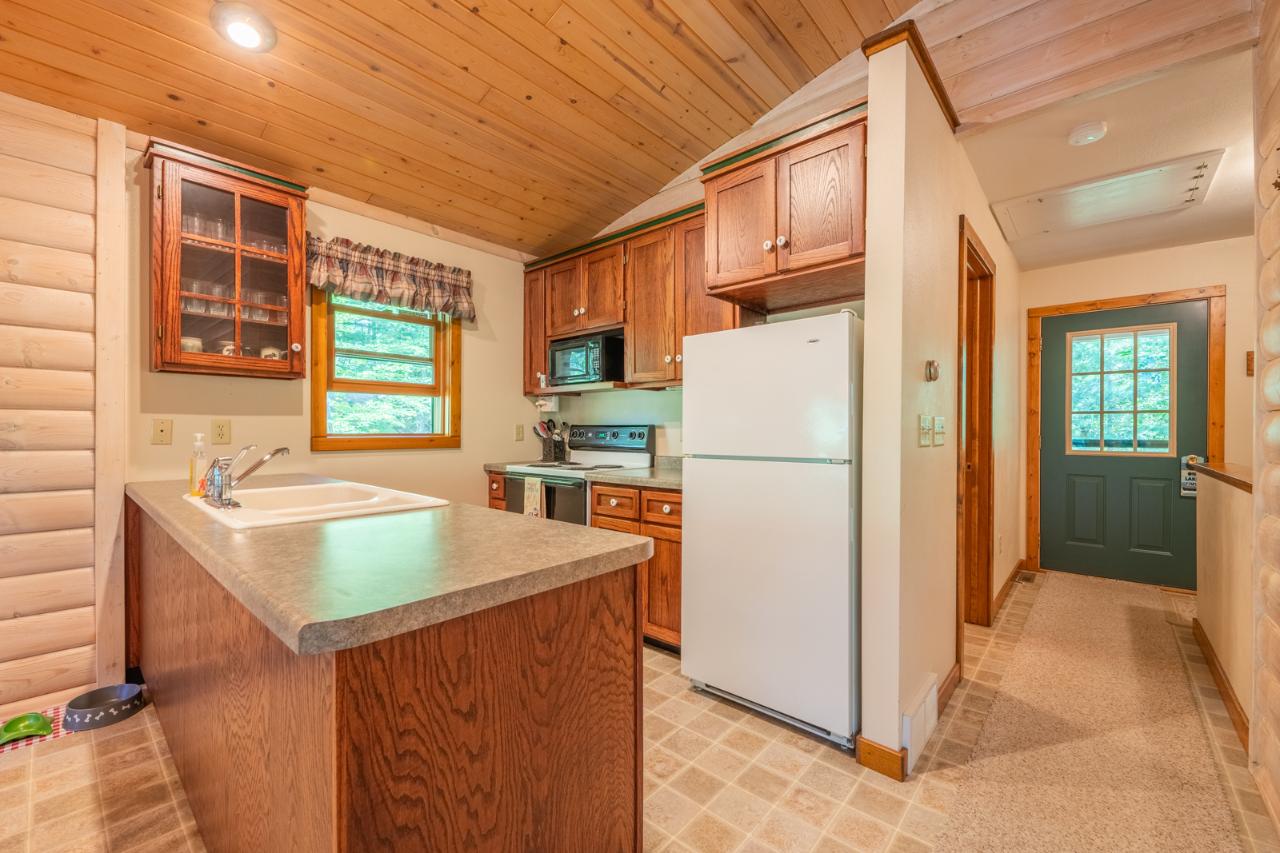 7556 Clear Lake Road Rhinelander, WI 54501 - Photo 12 of 36 Gallery Image 12