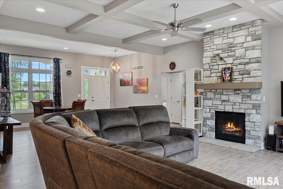 509 Rock River Road Springfield, IL 62711 - Photo 11 of 55