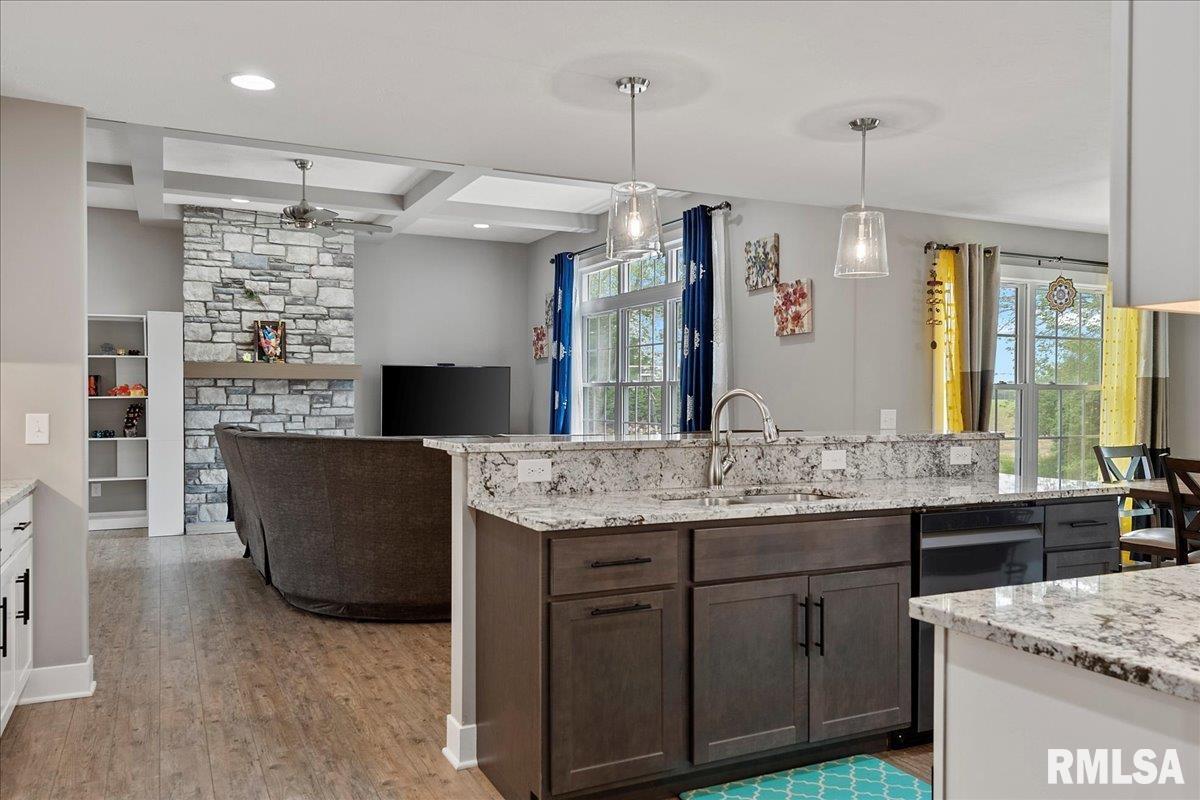 509 Rock River Road Springfield, IL 62711 - Photo 14 of 55