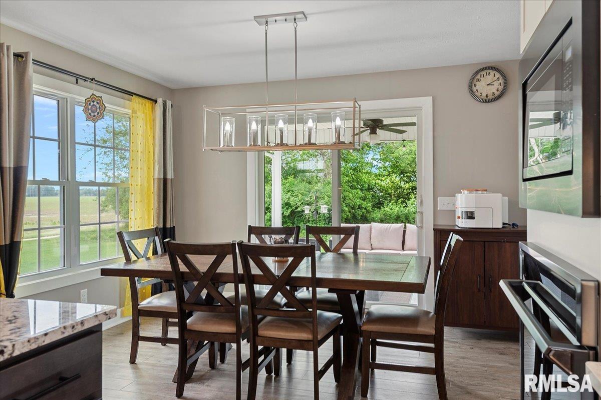 509 Rock River Road Springfield, IL 62711 - Photo 15 of 55