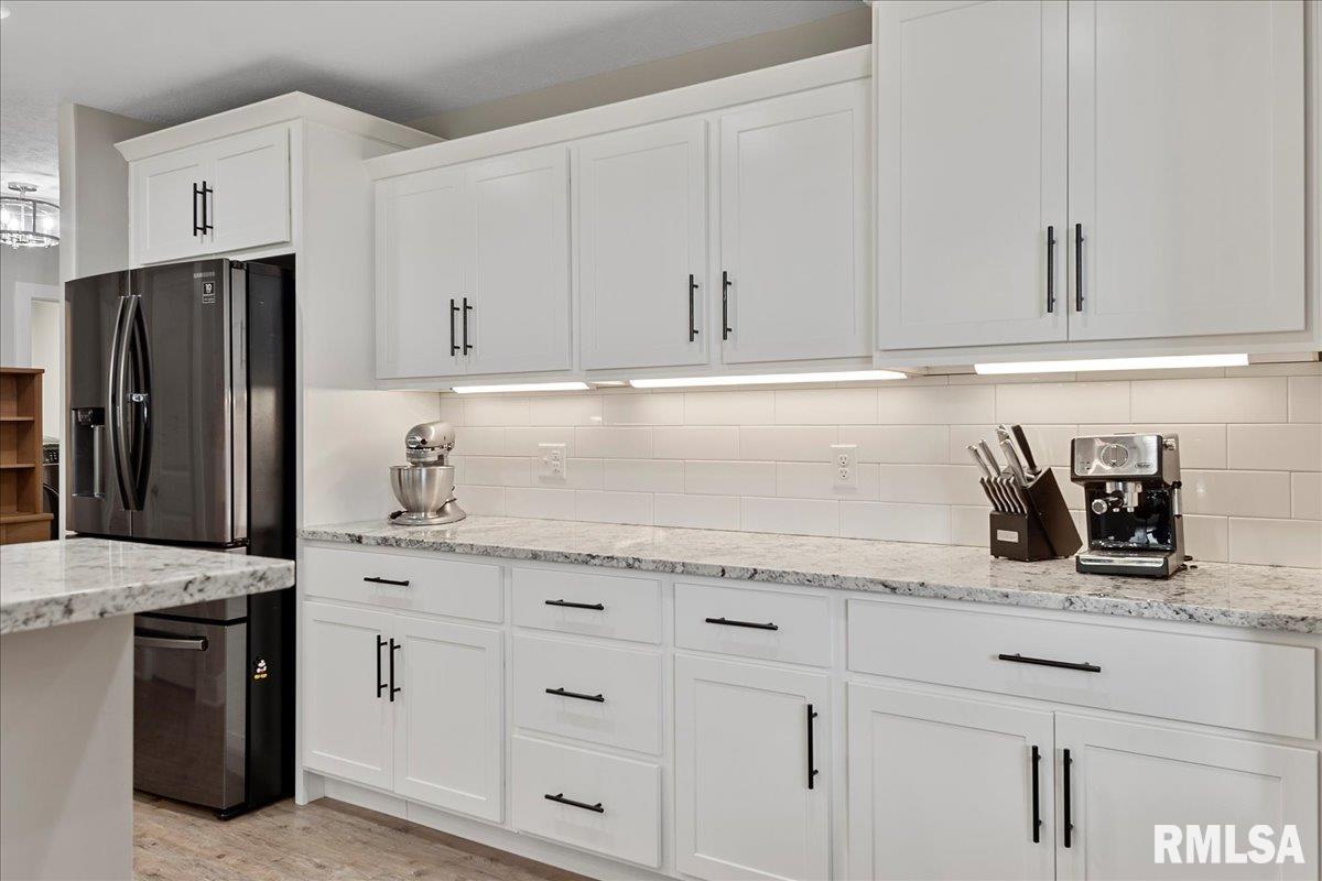 509 Rock River Road Springfield, IL 62711 - Photo 19 of 55