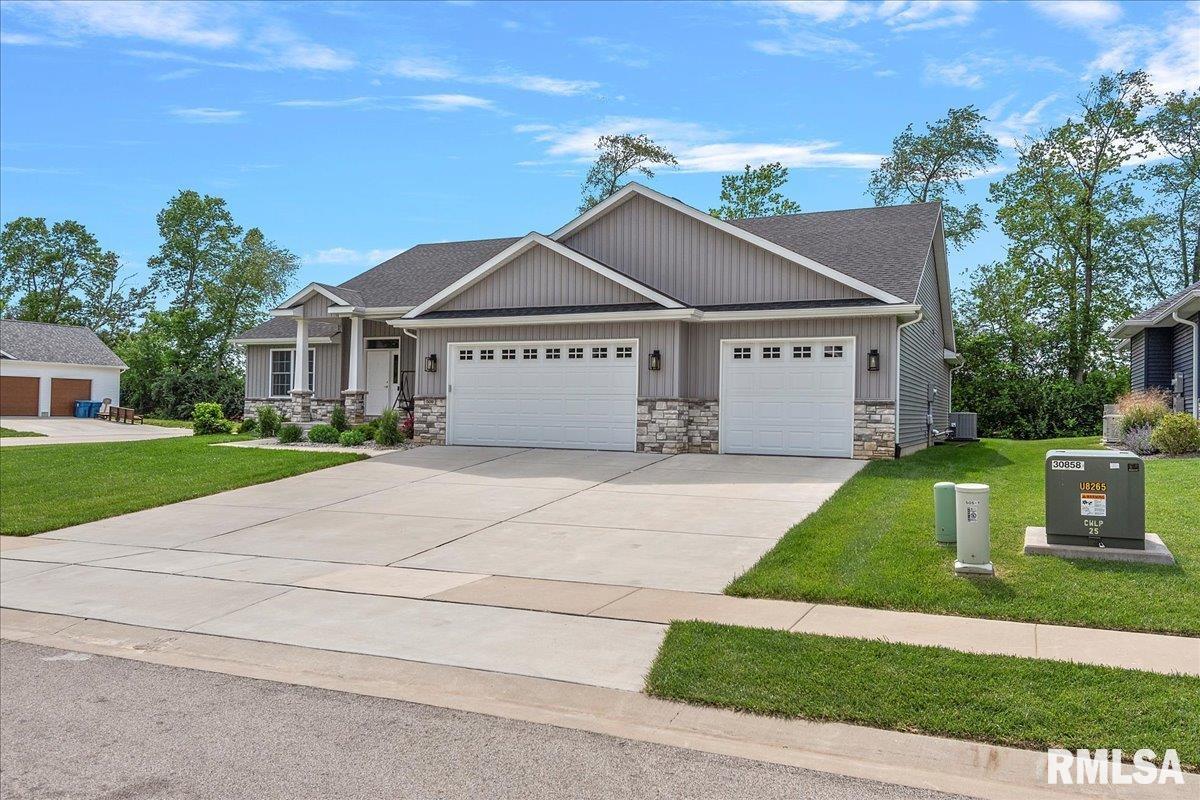 509 Rock River Road Springfield, IL 62711 - Photo 3 of 55