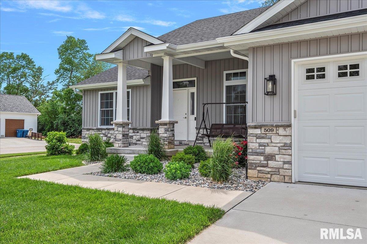 509 Rock River Road Springfield, IL 62711 - Photo 4 of 55