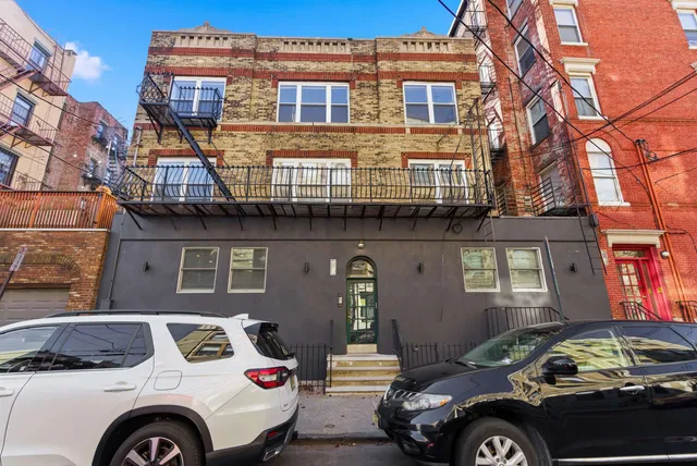$4,950 | 419 5th Street, Unit B, Hoboken, NJ 07030