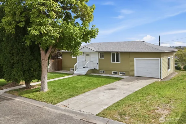 $275,000 | 4289 Joann Drive Northeast, Moses Lake, WA 98837