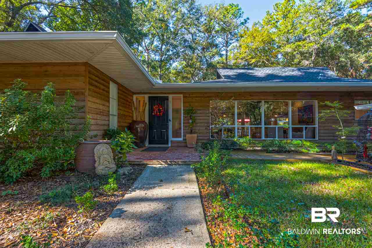 155 Blue Is Avenue Fairhope, AL 36532 - Photo 2 of 14