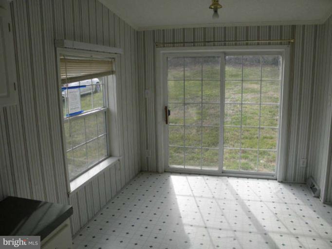 6045 Slate Mills Road Boston, VA 22713 - Photo 10 of 30 Kitchen