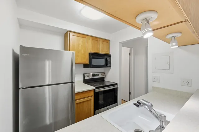 $154,900 | 4318 Melody Lane, Unit 104, Madison, WI 53704