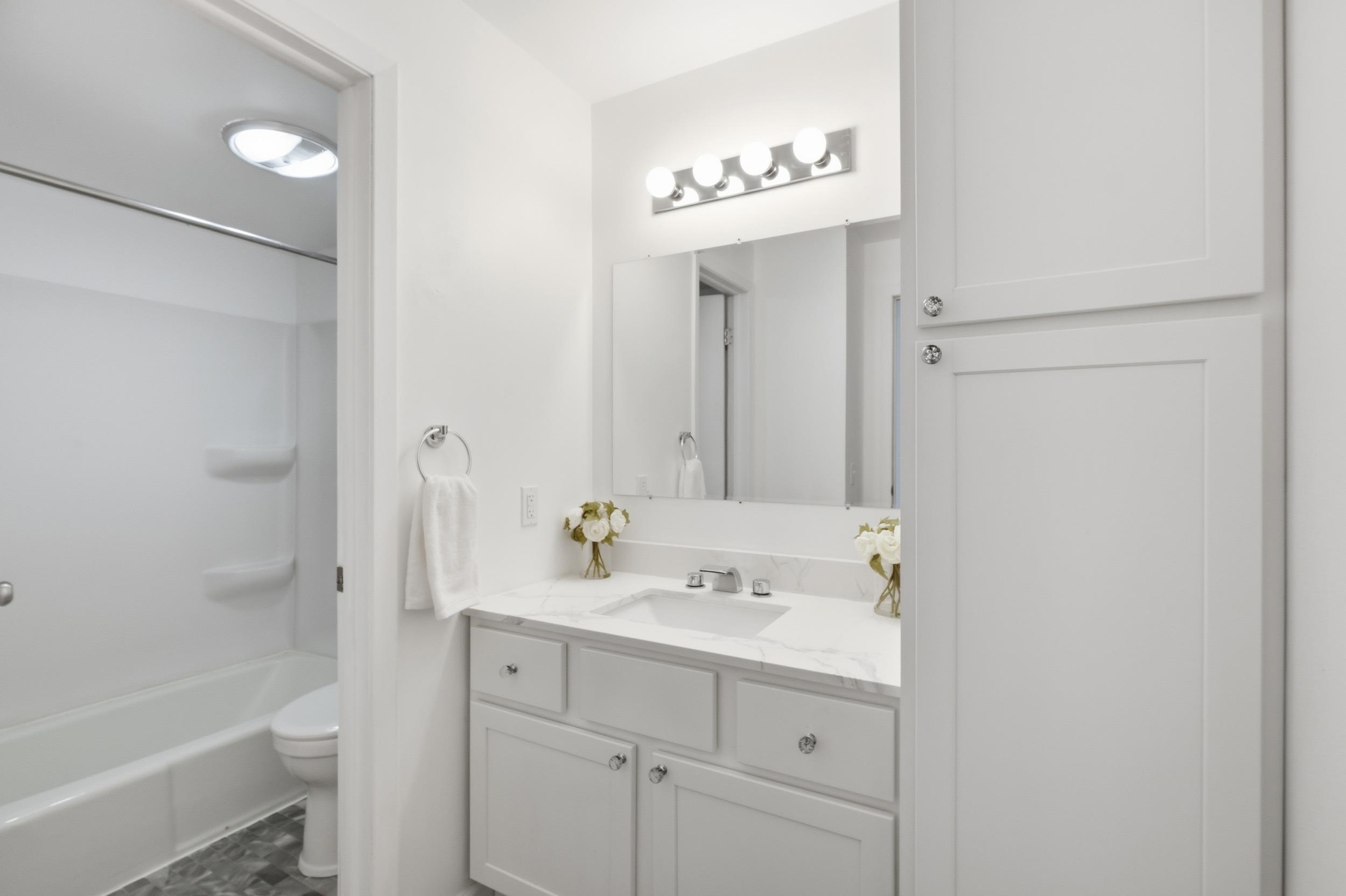 4318 Melody Lane, Unit 104 Madison, WI 53704 - Photo 13 of 28