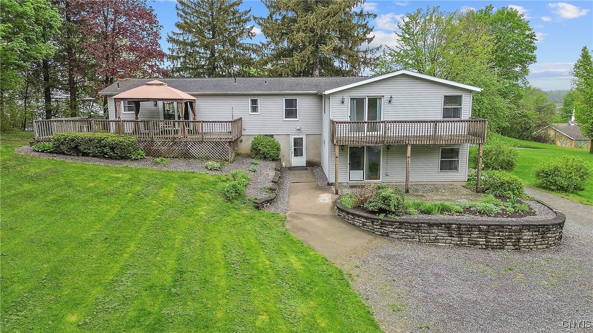 523 Tuscarora Road Sullivan, NY 13037 - Photo 1 of 1 Welcome to 523 Tuscarora Rd, this rear entrance le