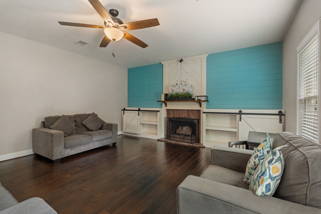 1107 Central Church Road Midland, GA 31820 - Photo 17 of 55 Family Room