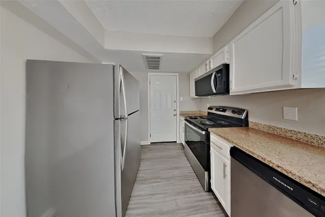 $1,850 | 3206 Birch Creek Drive, Houston, TX 77339