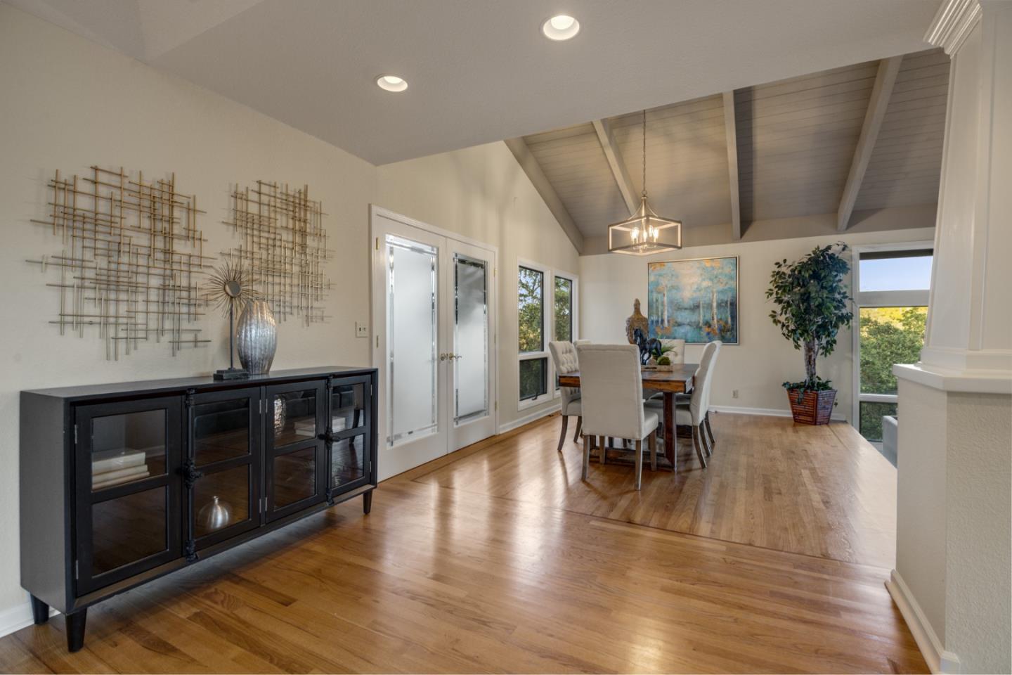 15076 Elm Park Monte Sereno, CA 95030 - Photo 10 of 68