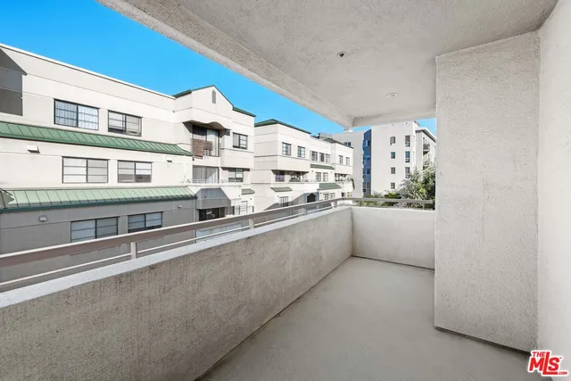 $389,000 | 267 San Pedro Street, Unit 508, Los Angeles, CA 90012