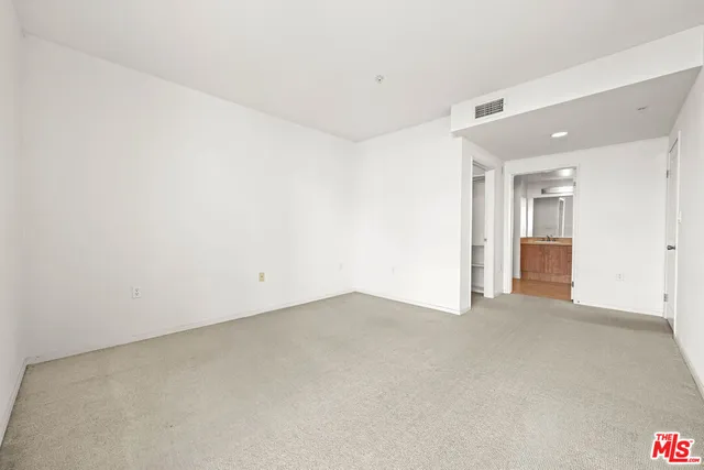 $389,000 | 267 San Pedro Street, Unit 508, Los Angeles, CA 90012