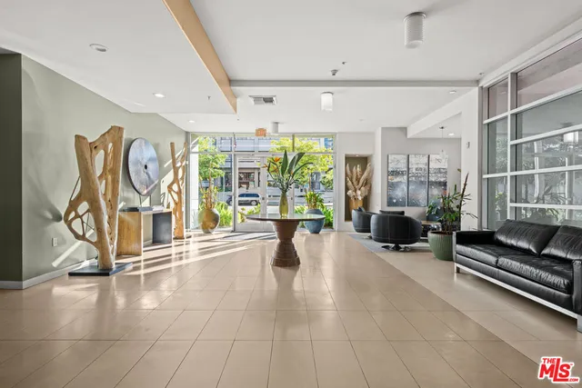 $389,000 | 267 San Pedro Street, Unit 508, Los Angeles, CA 90012