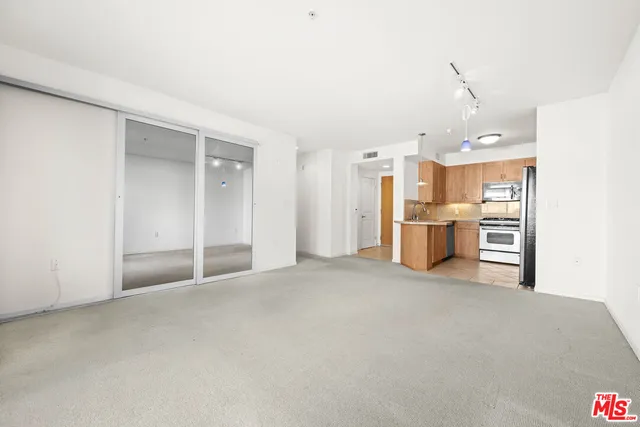 $389,000 | 267 San Pedro Street, Unit 508, Los Angeles, CA 90012