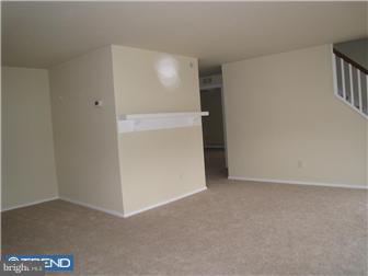 421 Norfolk Road Flourtown, PA 19031 - Photo 2 of 10 Living Room