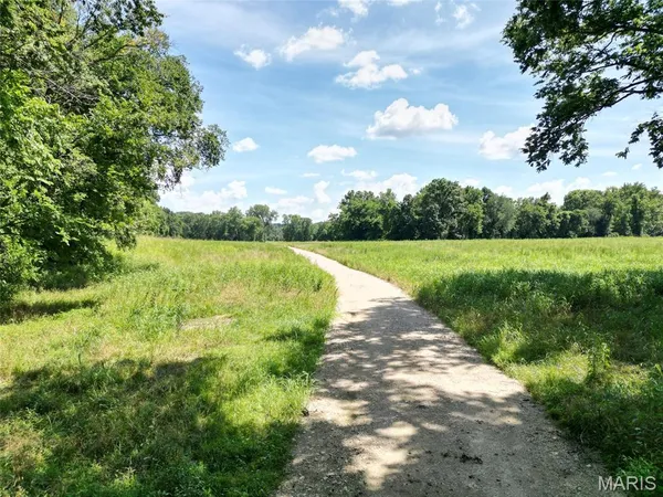 $101,500 | 2 Howe Crossing, Festus, MO 63028